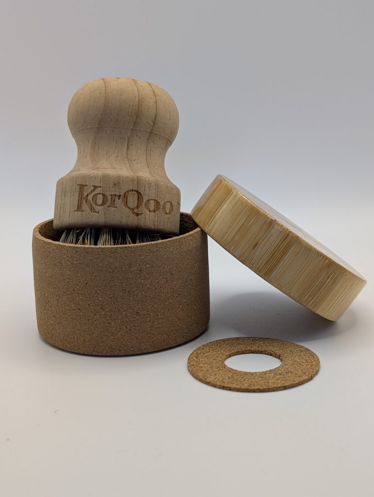 Single Large Cork Soap Box with Brush and Drainer